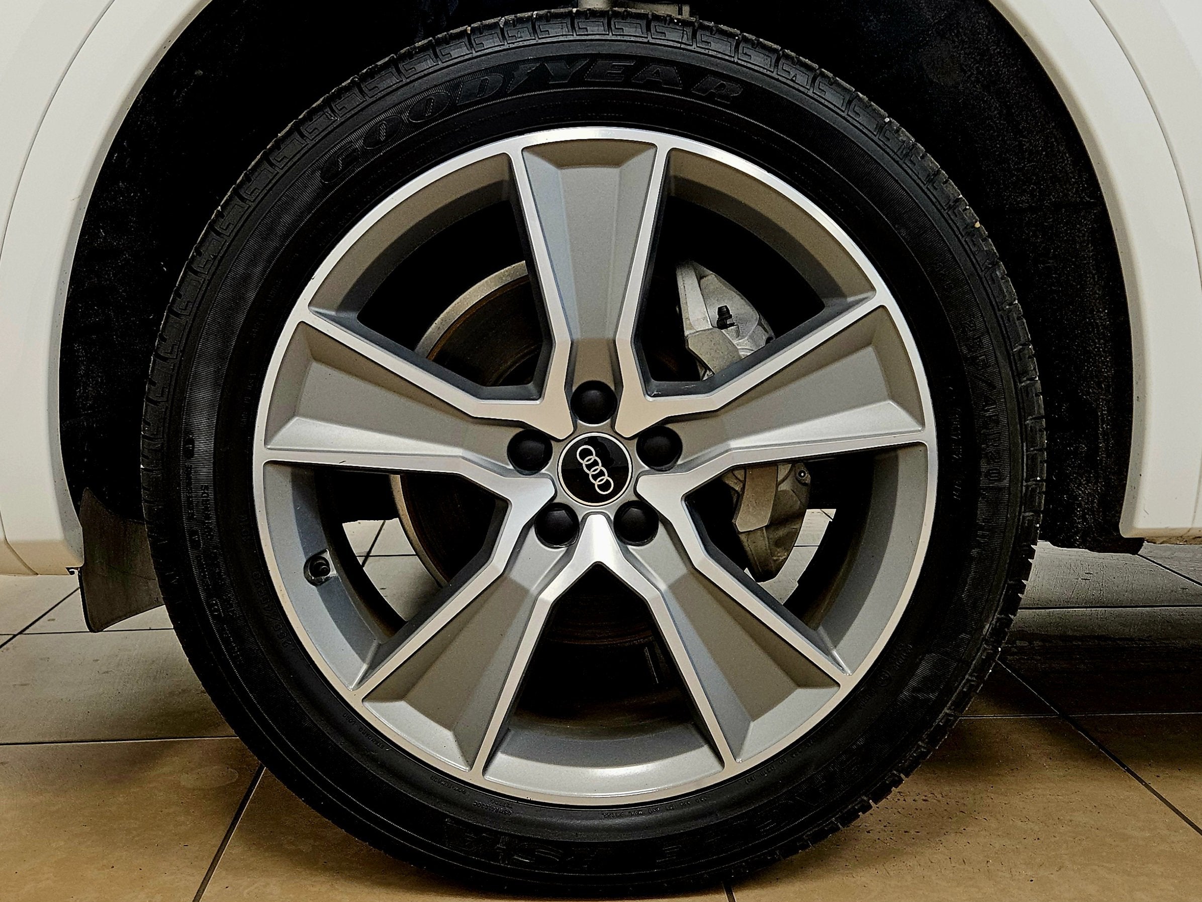 2025 Audi Q5 S line Premium