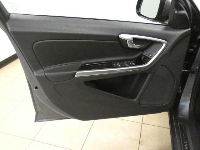 2016 Volvo S60 T5 Drive-E Premier