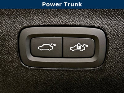 2026 Volvo XC90 Plus