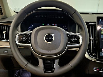 2026 Volvo XC90 Plus