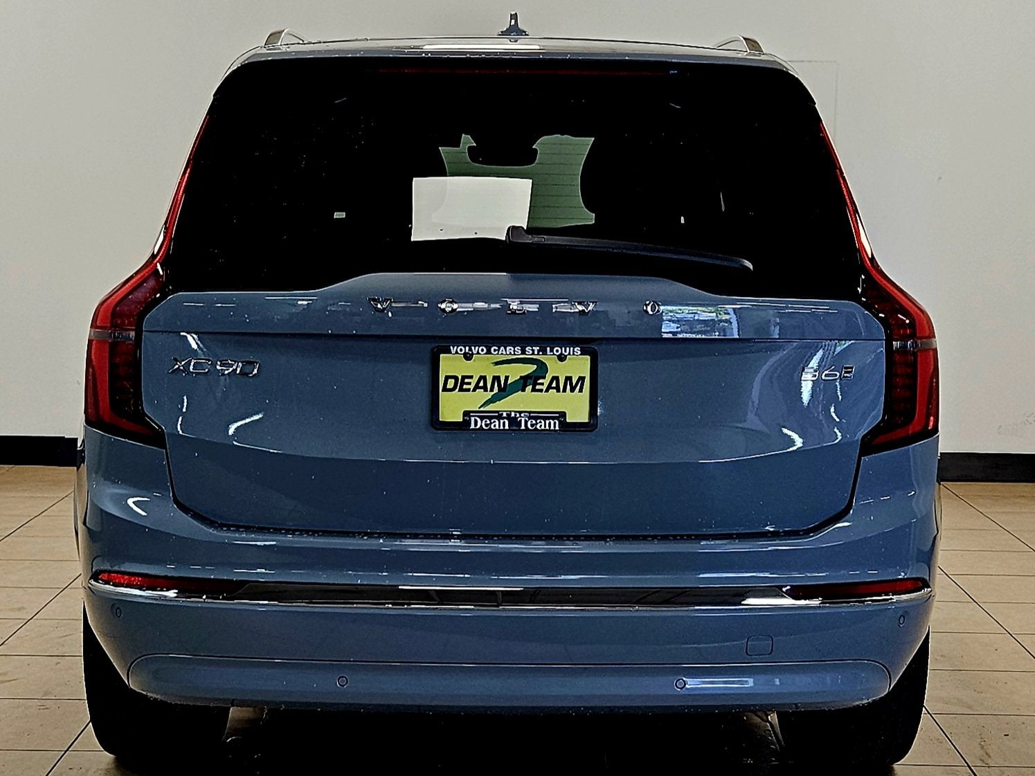 2026 Volvo XC90 Plus