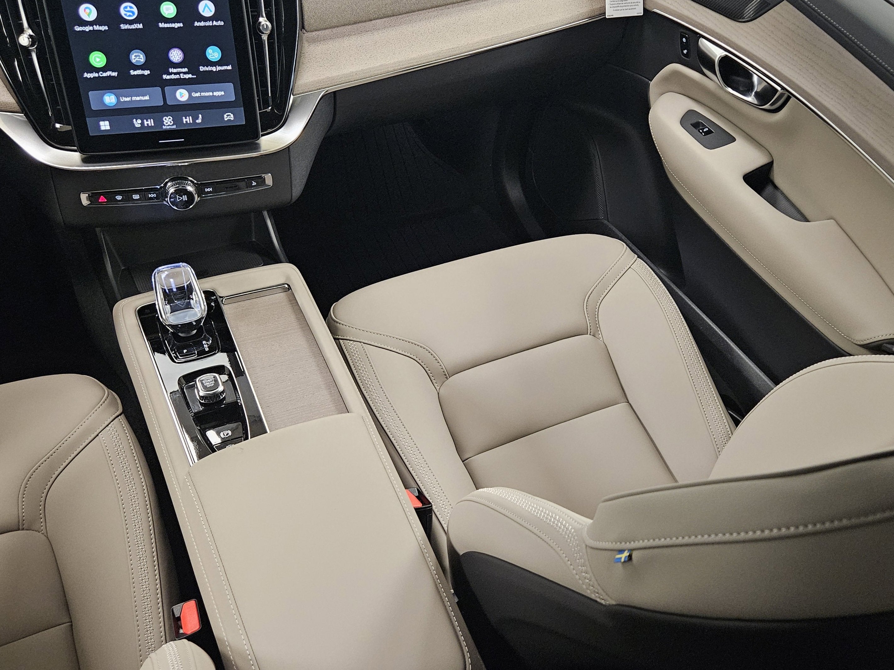 2026 Volvo XC90 Plus