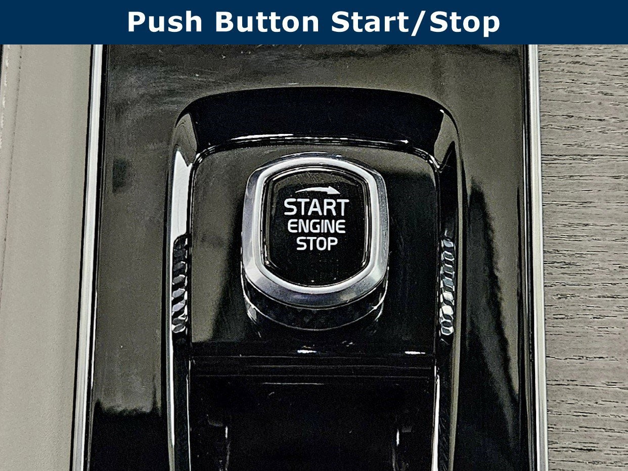 2026 Volvo XC90 Plus