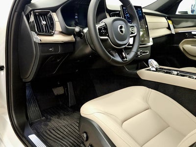 2026 Volvo XC90 Plus