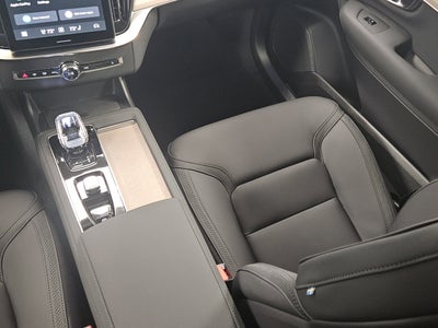 2026 Volvo XC90 Plus