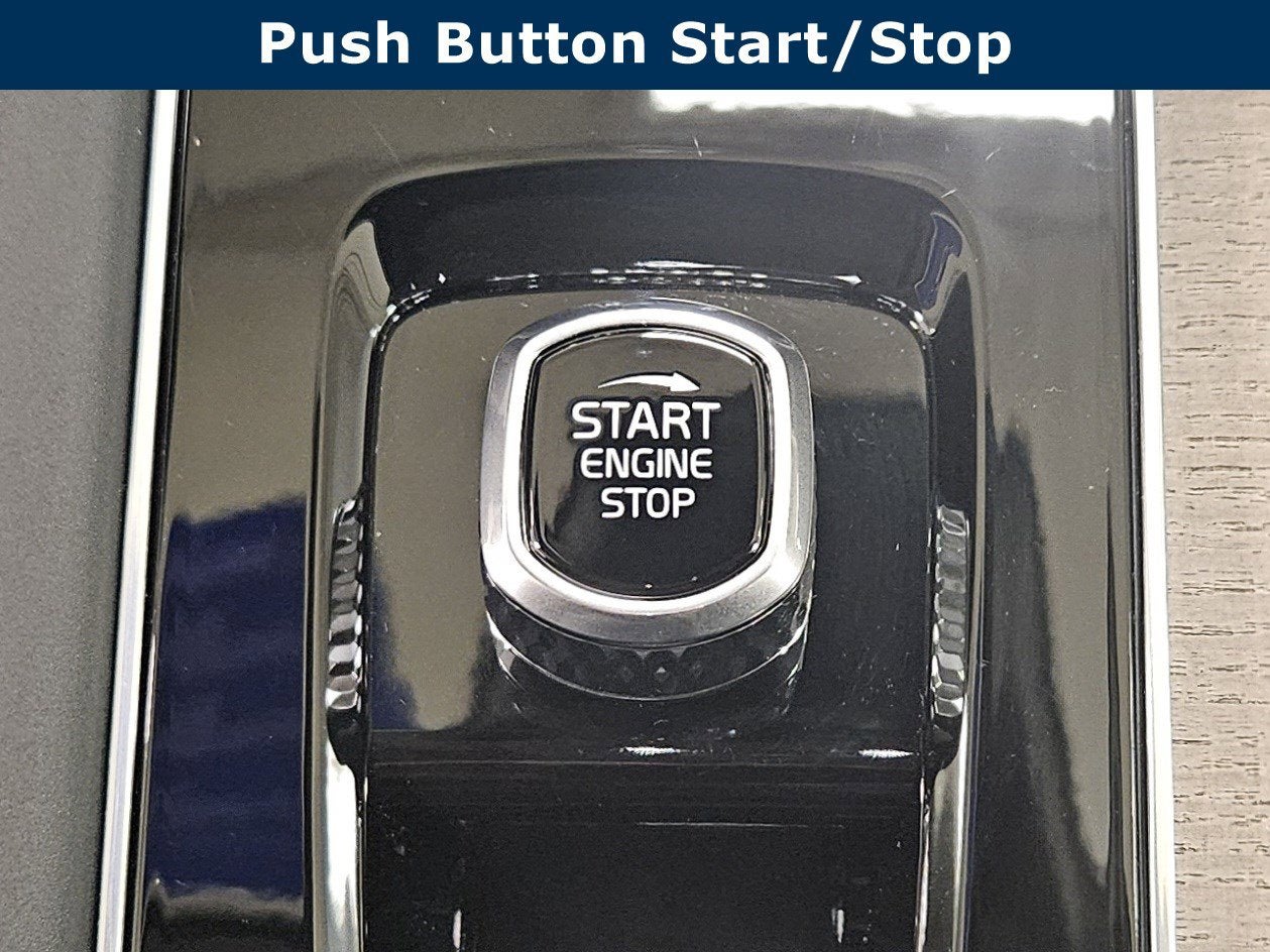 2026 Volvo XC90 Plus