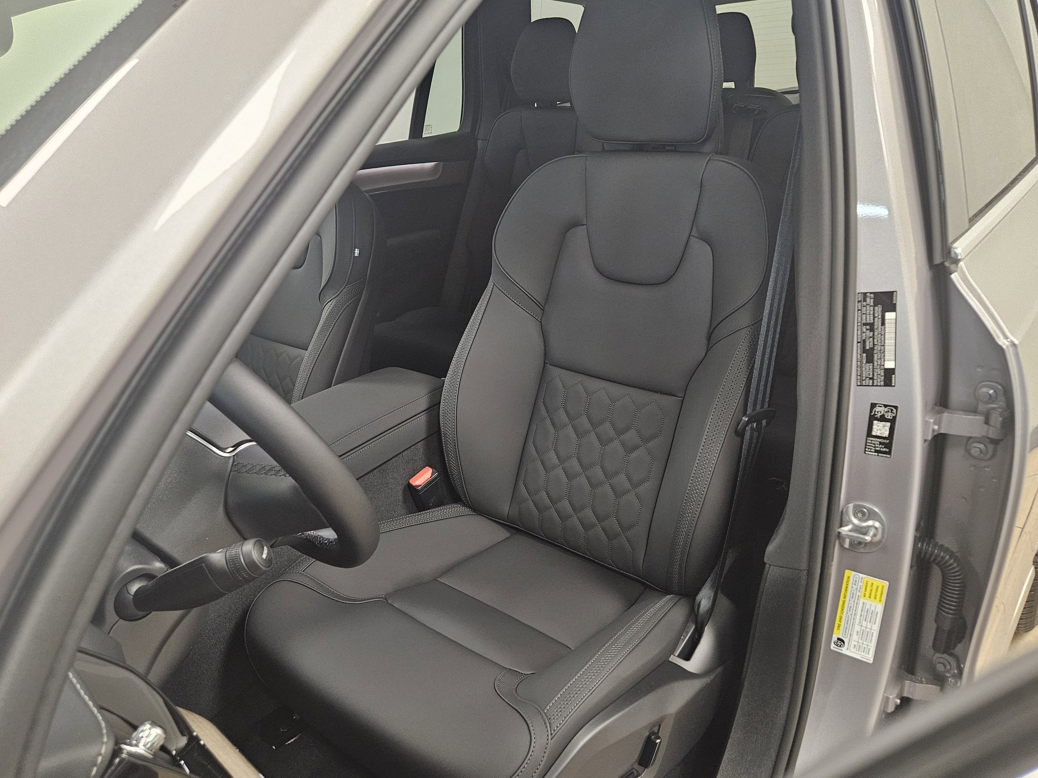 2026 Volvo XC90 Plus