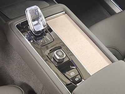 2026 Volvo XC90 Plus