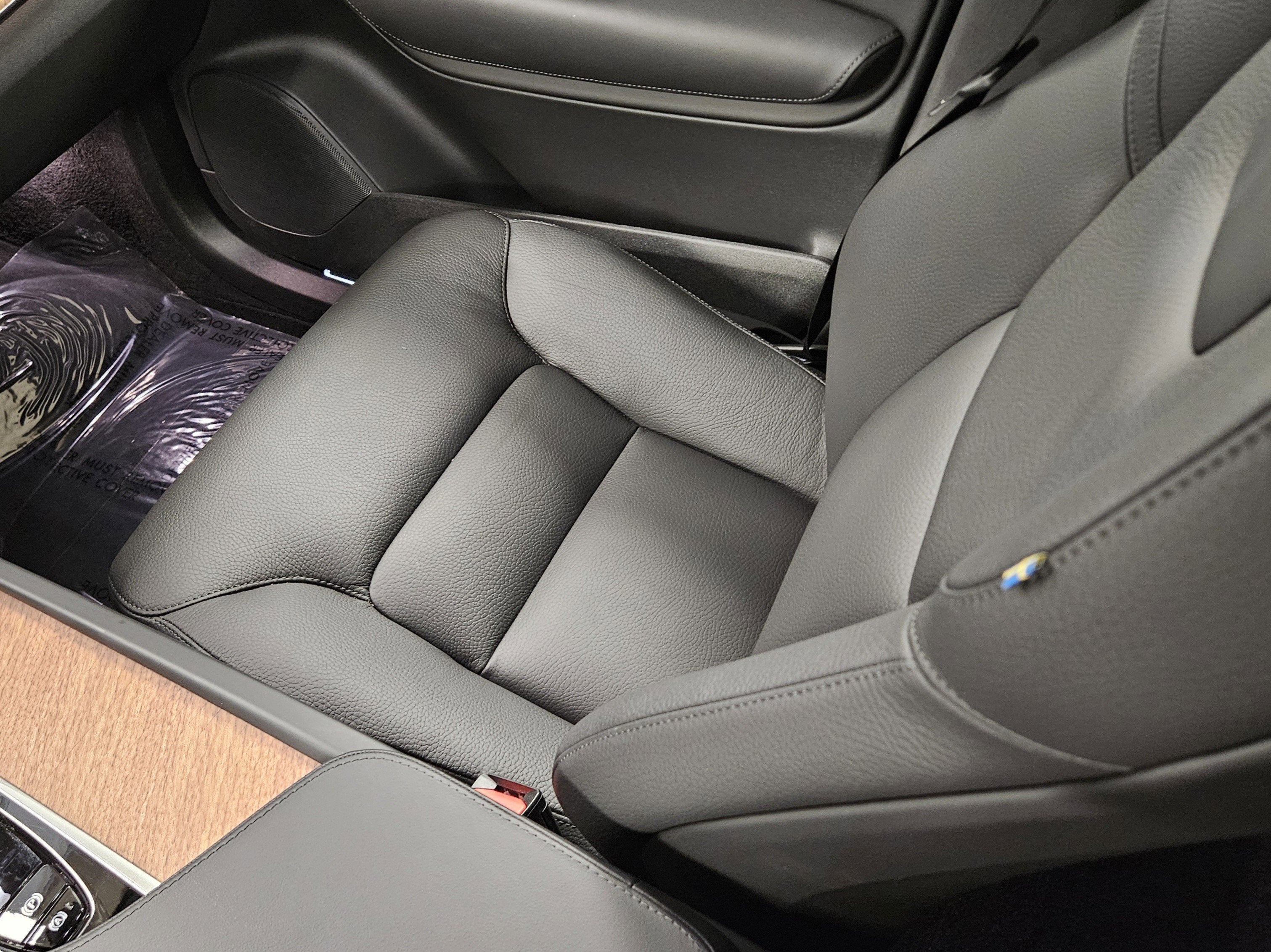 2025 Volvo XC90 Plus