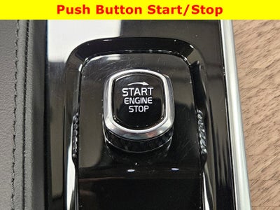 2025 Volvo XC90 Plus