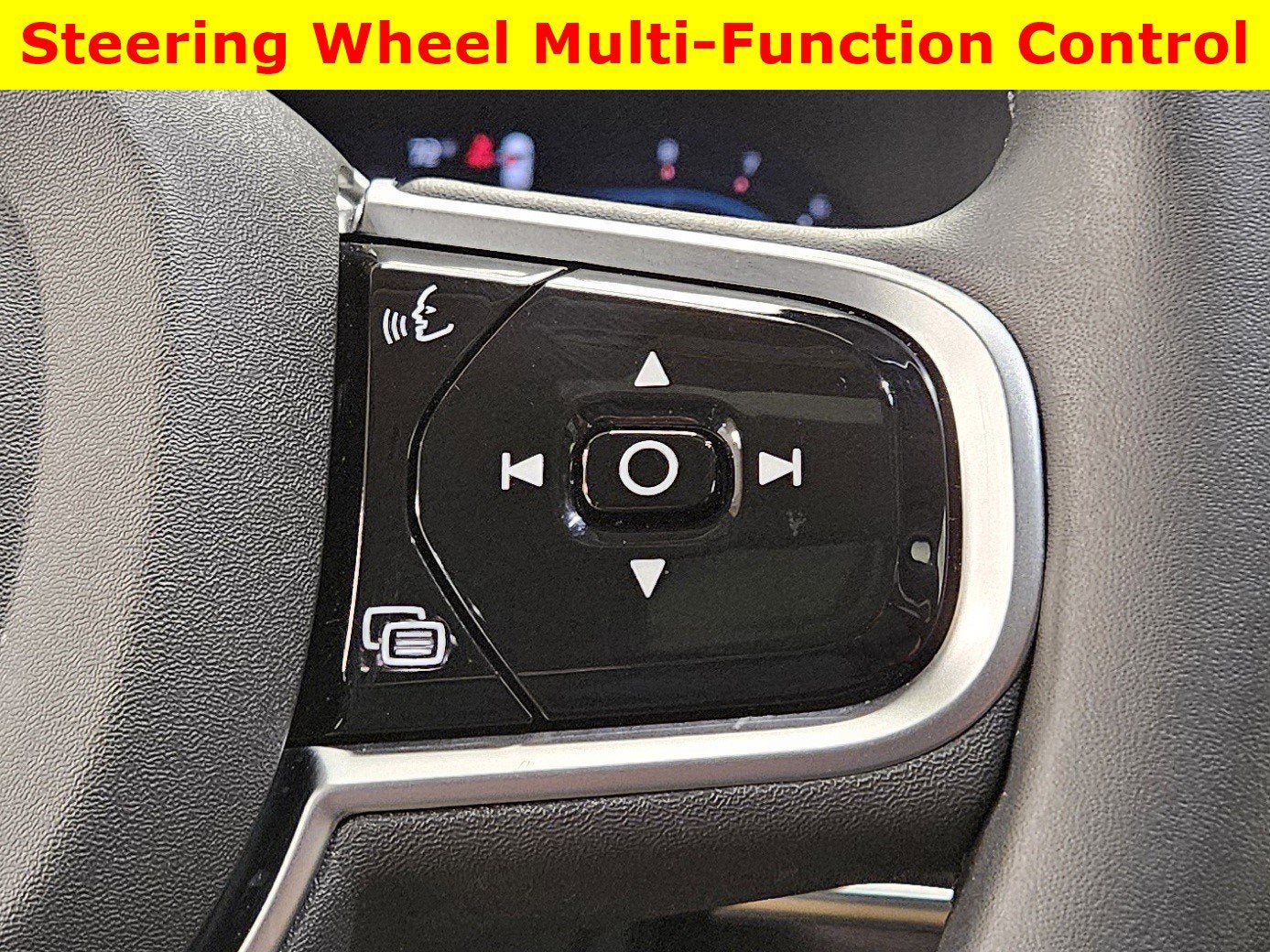 2025 Volvo XC90 Plus