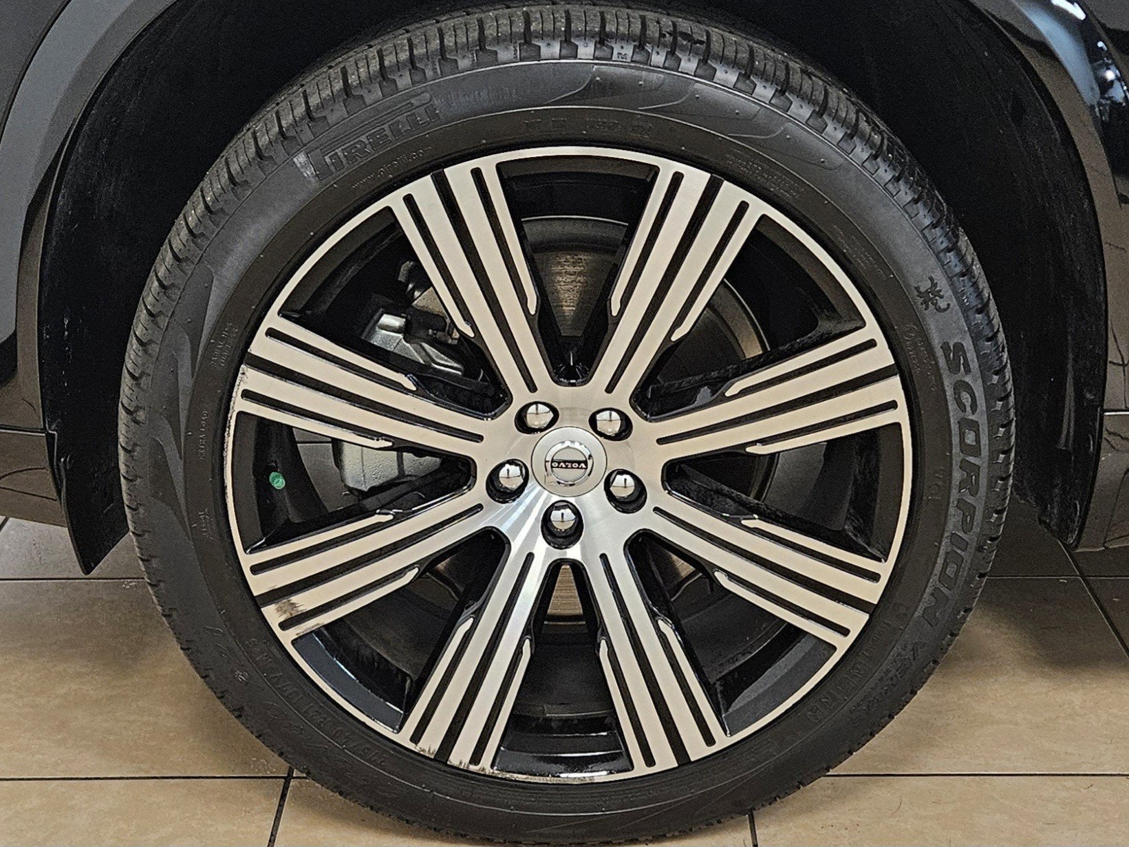 2025 Volvo XC90 Plus