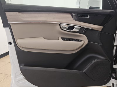 2026 Volvo XC90 Plus