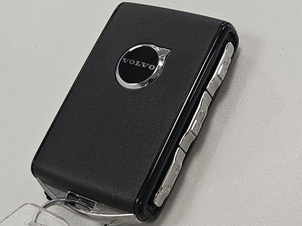 2026 Volvo XC90 Plus