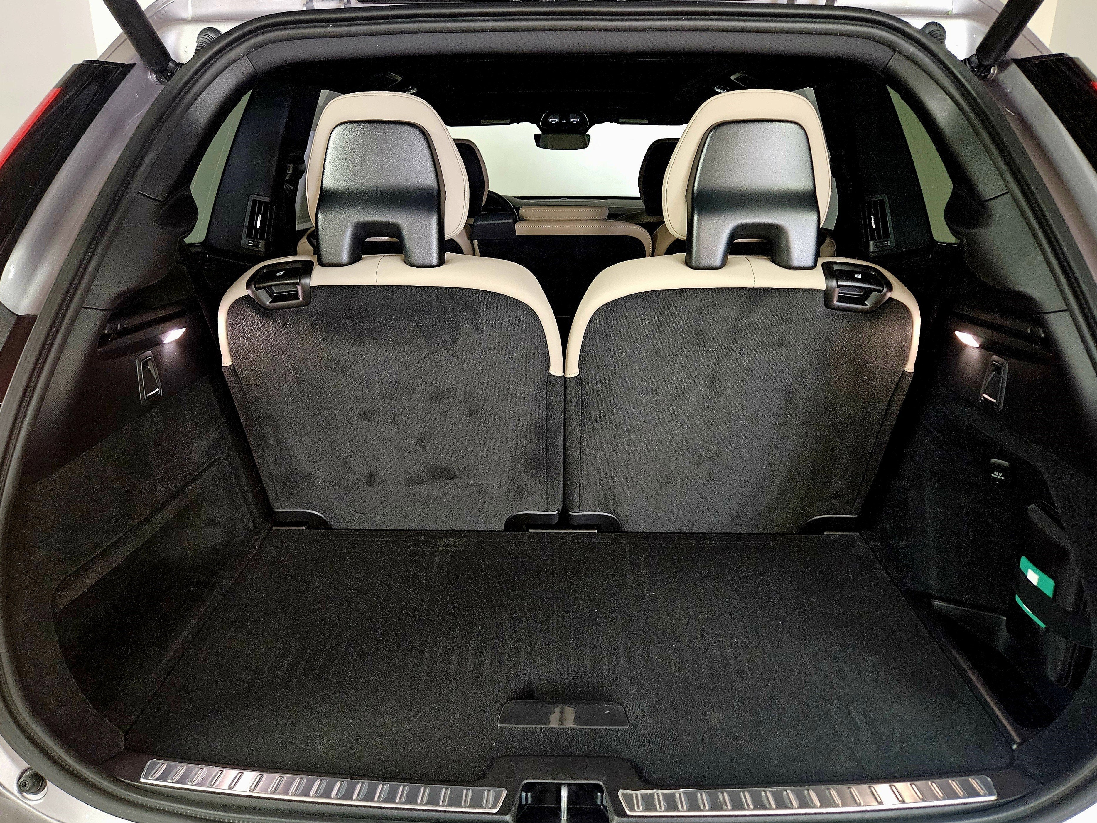 2026 Volvo XC90 Plus