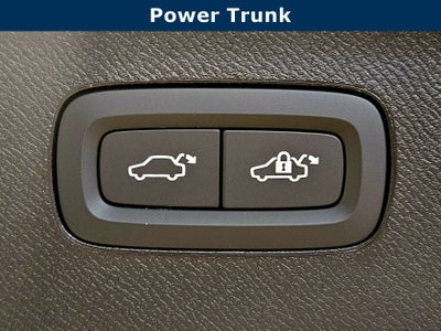 2026 Volvo XC90 Plus