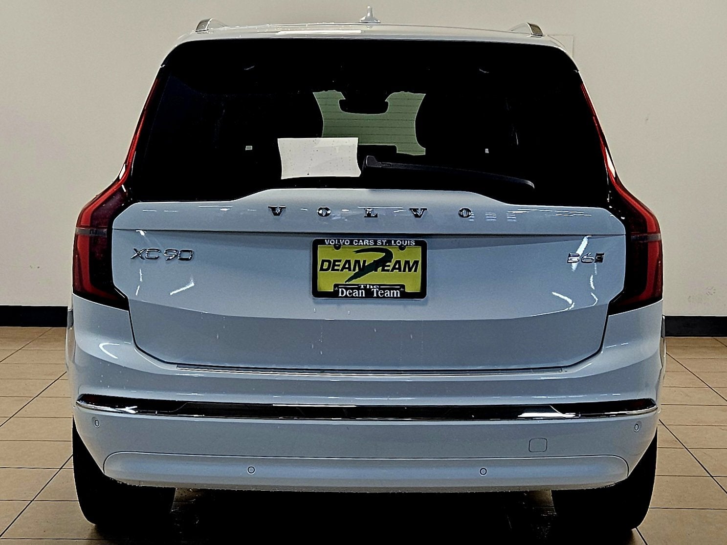 2026 Volvo XC90 Plus