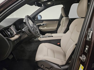 2026 Volvo XC90 Plus