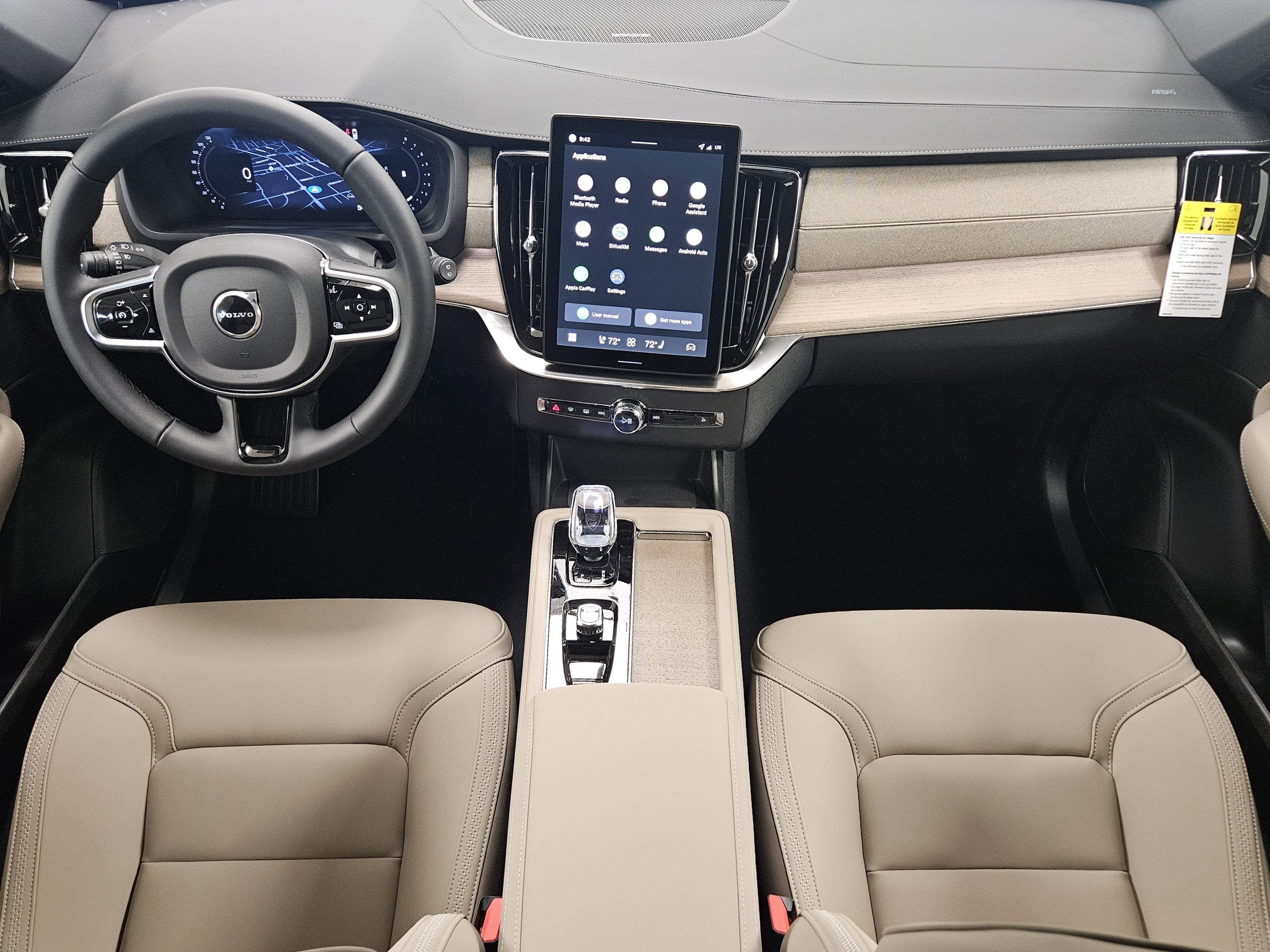 2026 Volvo XC90 Plus