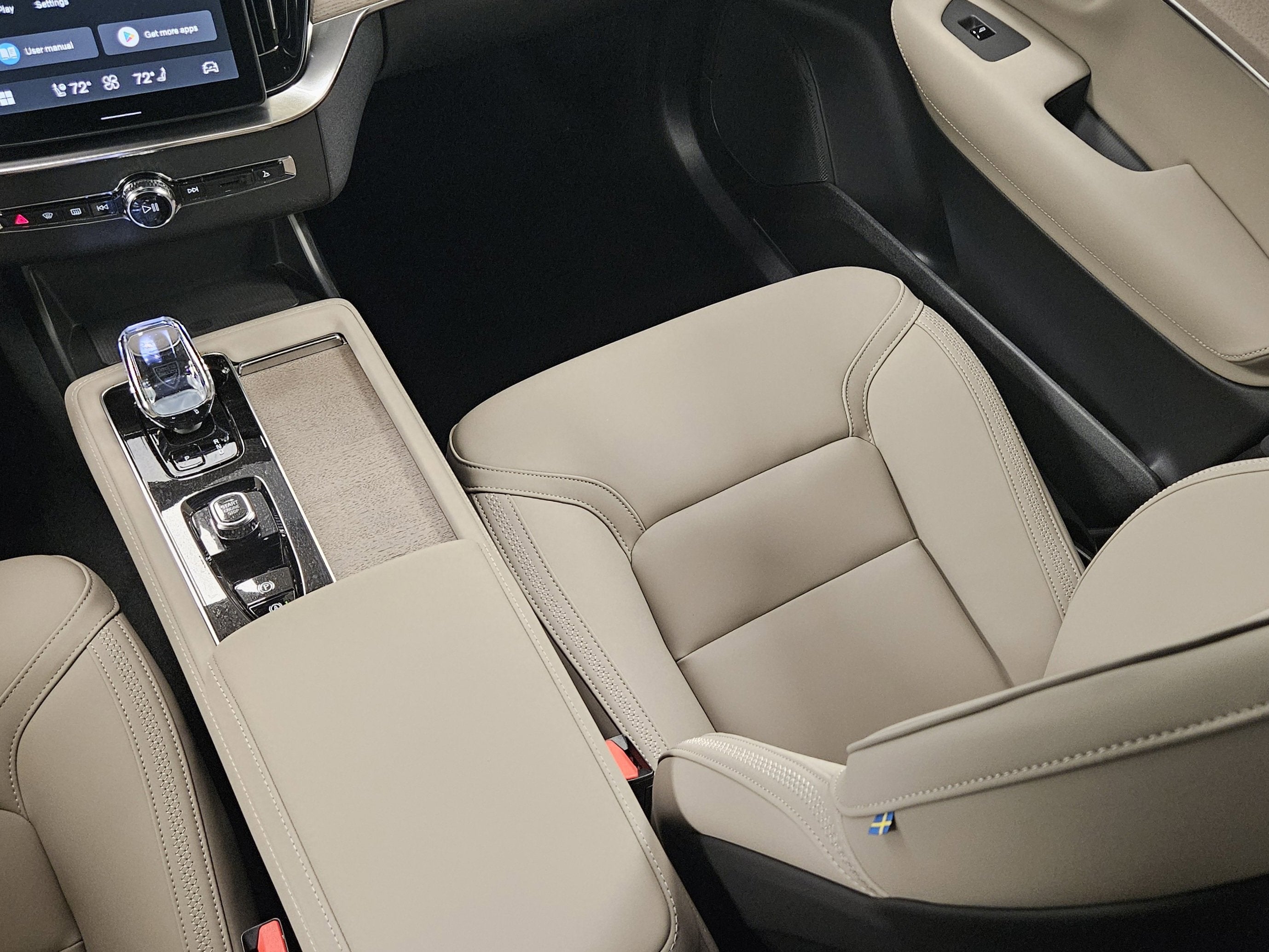 2026 Volvo XC90 Plus