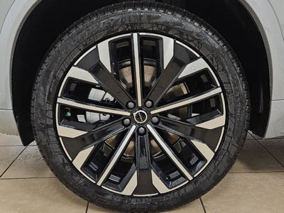 2026 Volvo XC90 Plus