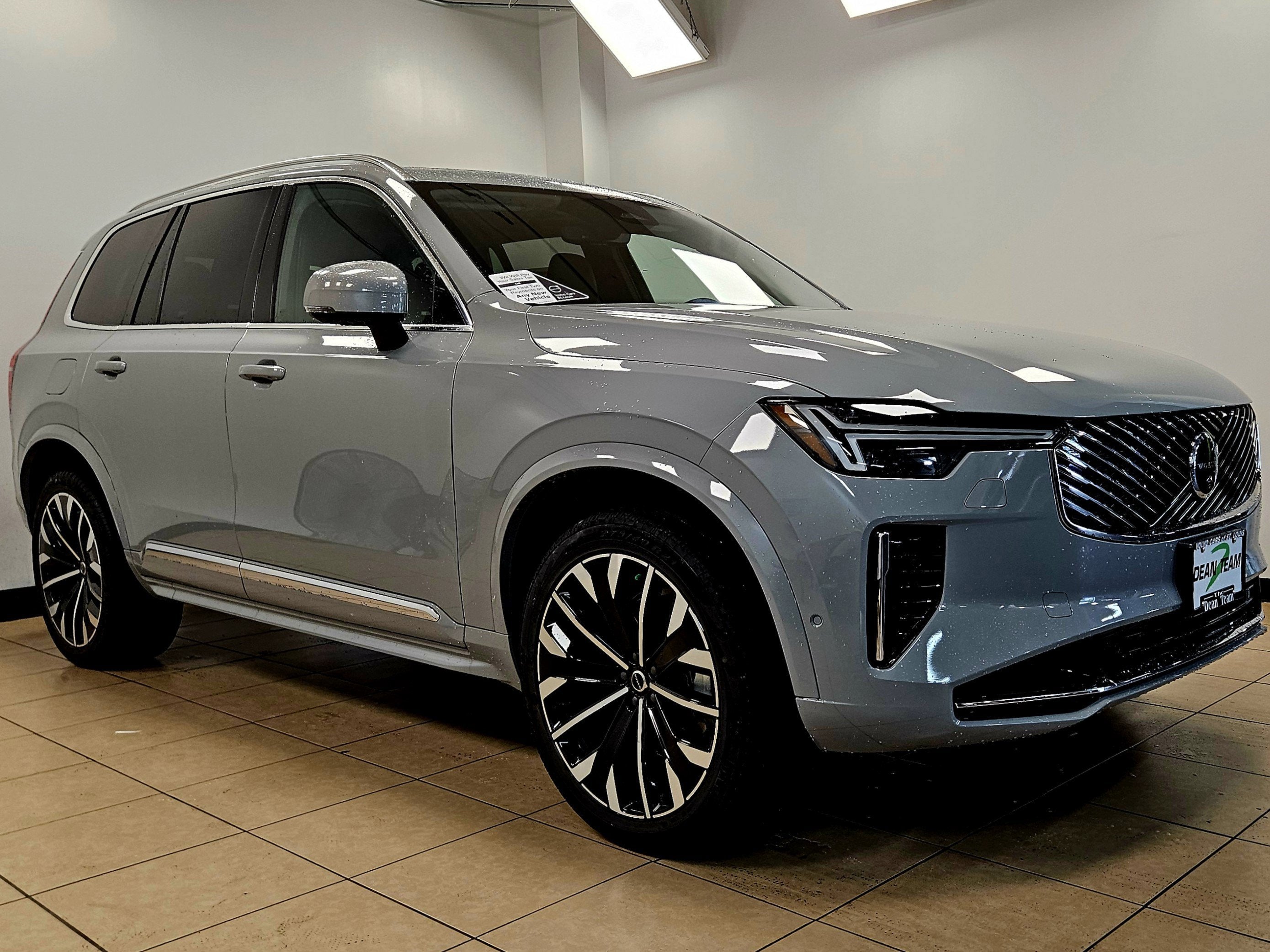 2026 Volvo XC90 Plus