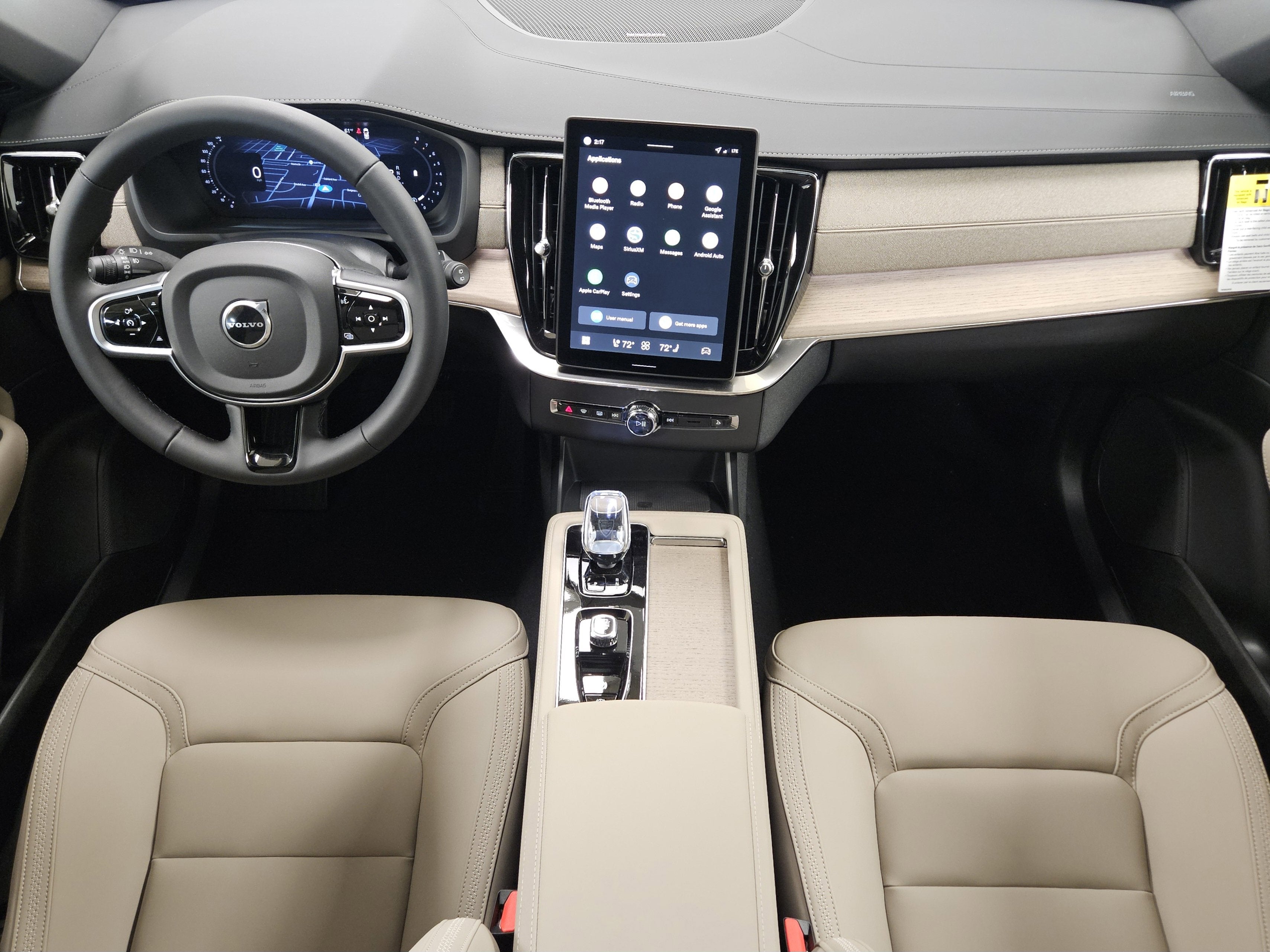 2026 Volvo XC90 Plus