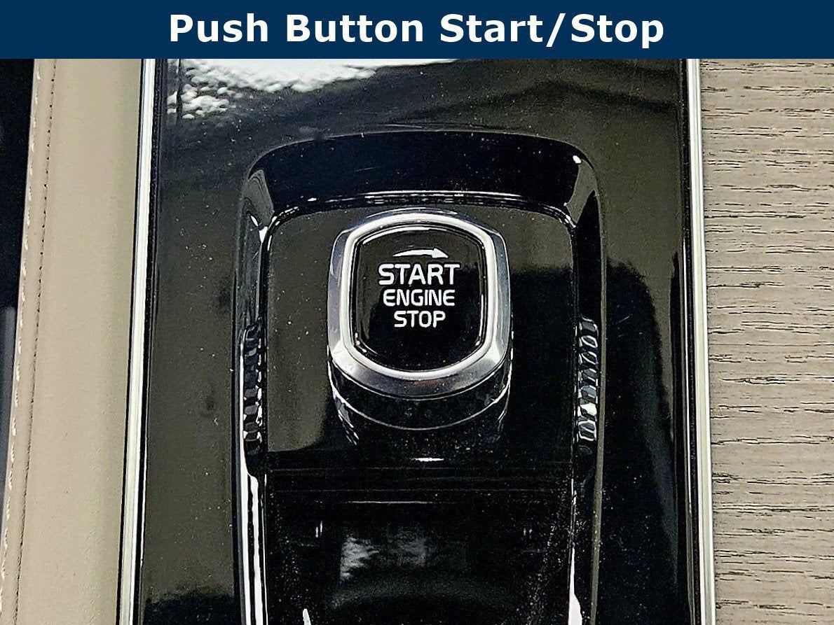 2026 Volvo XC90 Plus