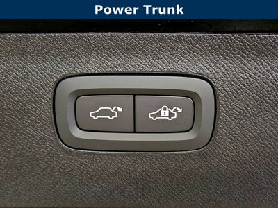 2026 Volvo XC90 Plus