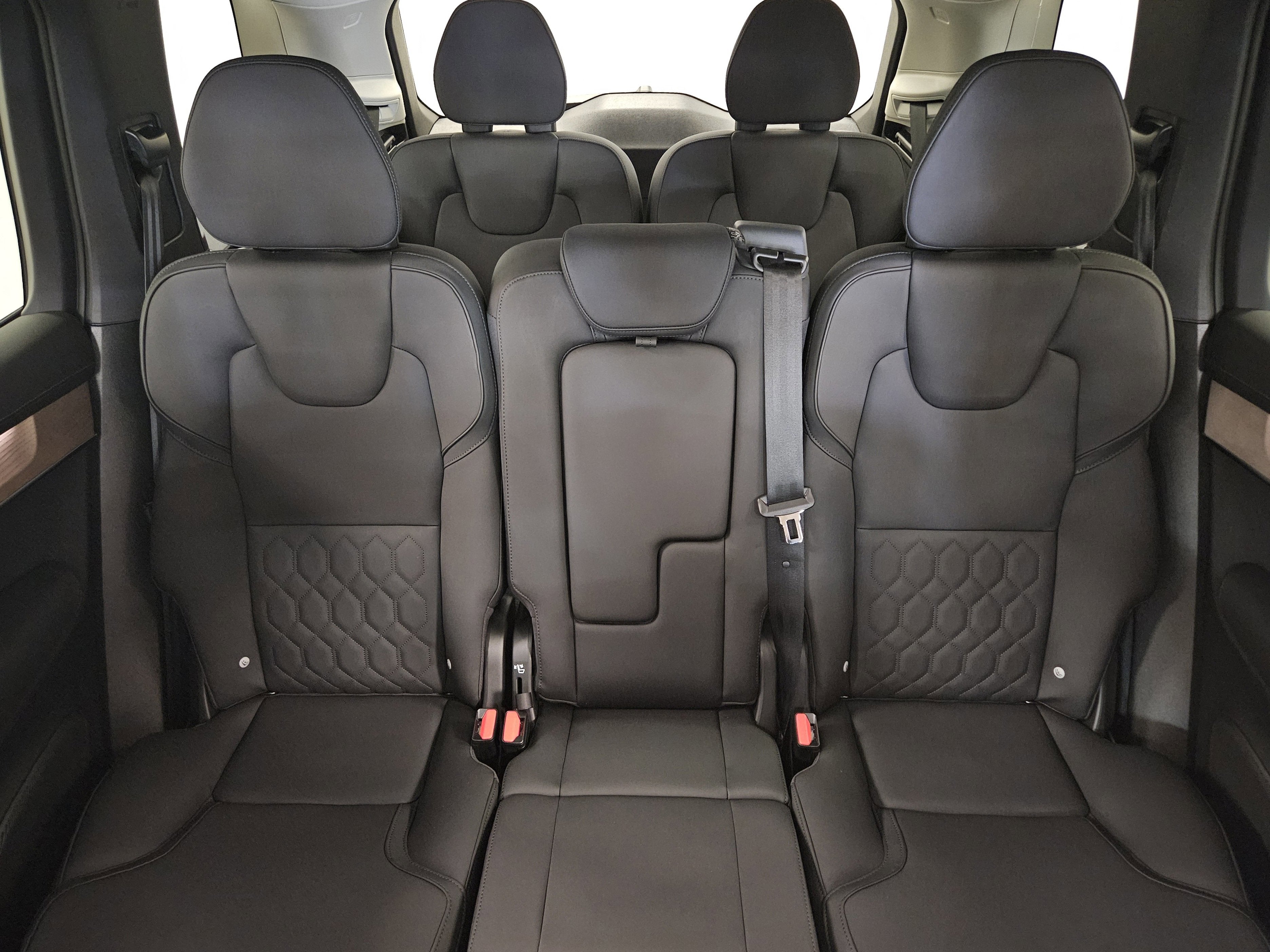 2026 Volvo XC90 Plus