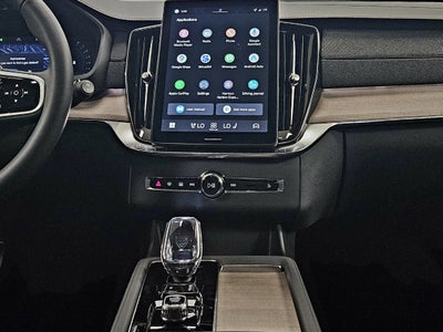 2026 Volvo XC90 Plus