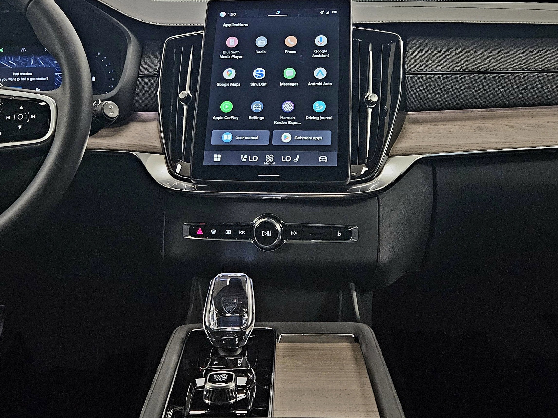 2026 Volvo XC90 Plus