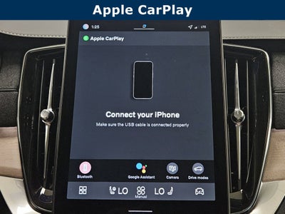 2026 Volvo XC90 Plus