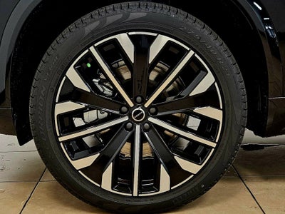 2026 Volvo XC90 Plus