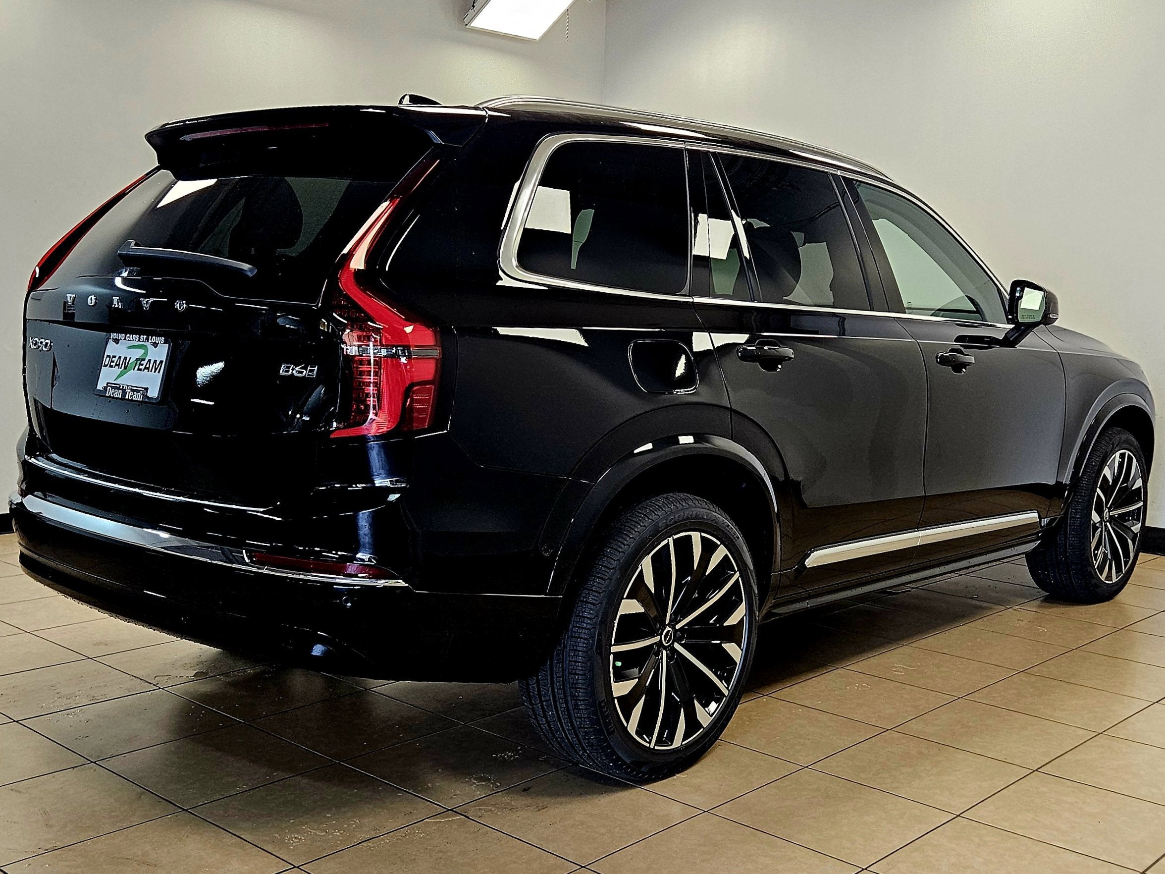 2026 Volvo XC90 Plus