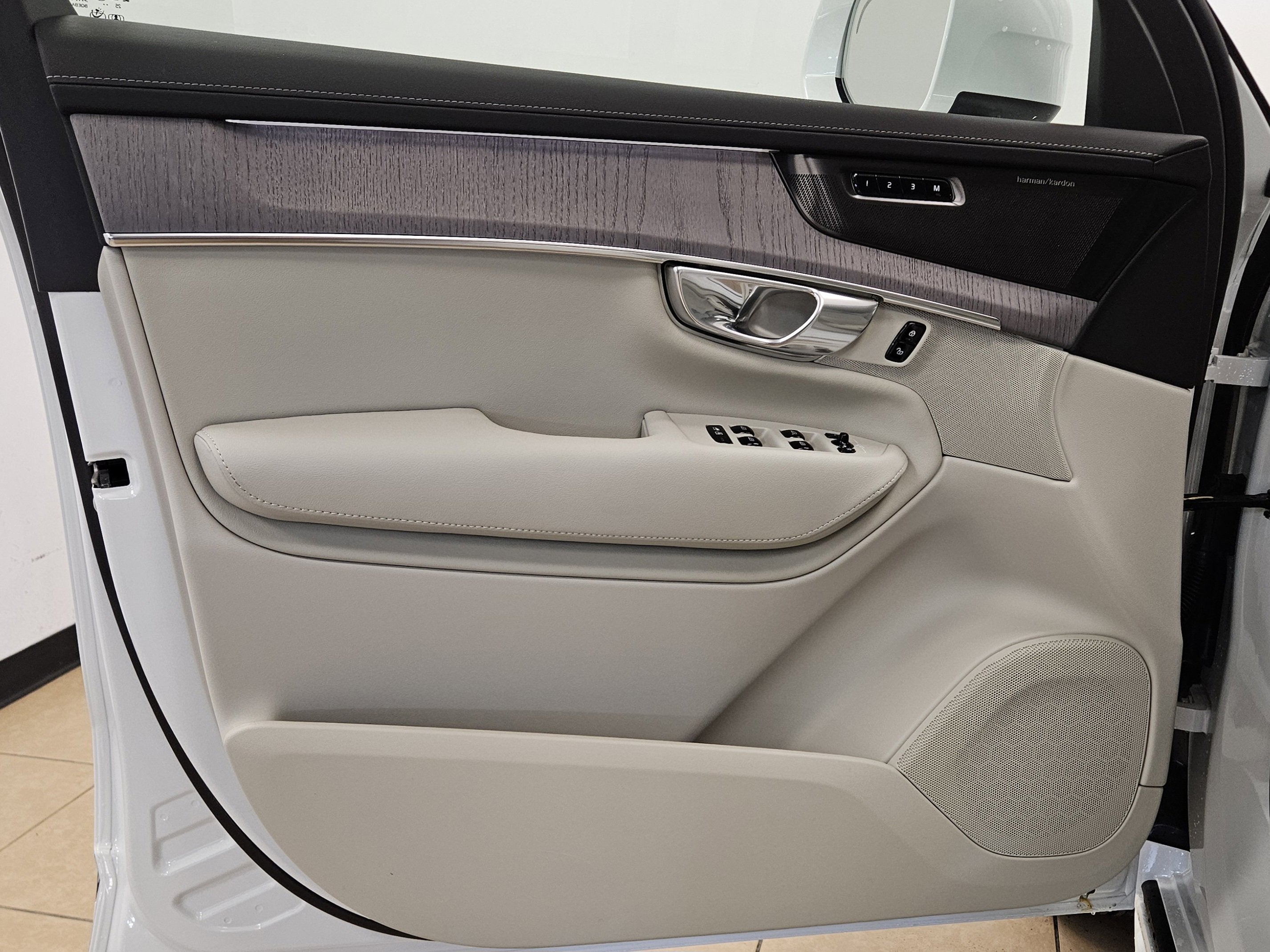 2026 Volvo XC90 Ultra