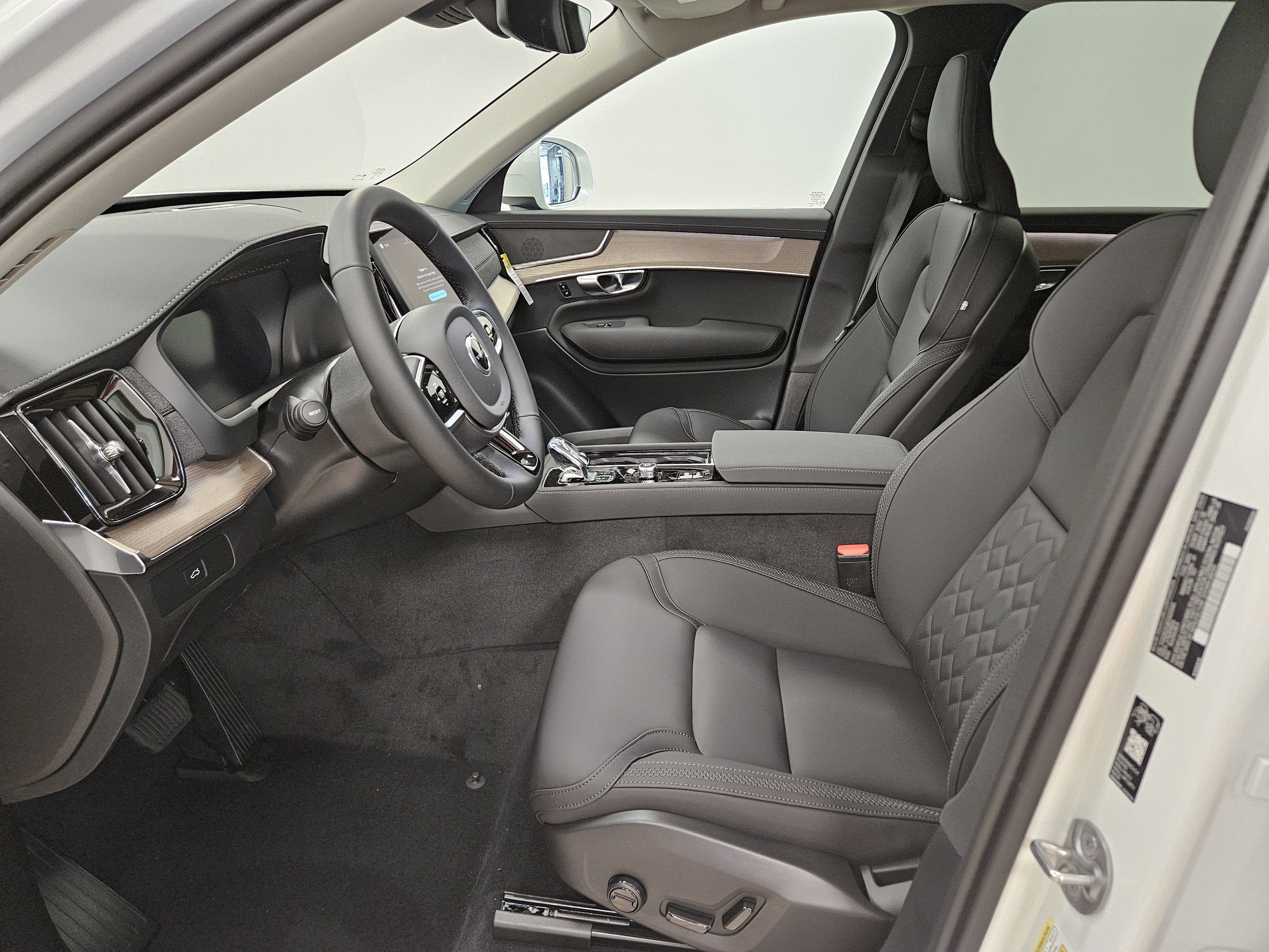 2026 Volvo XC90 Core