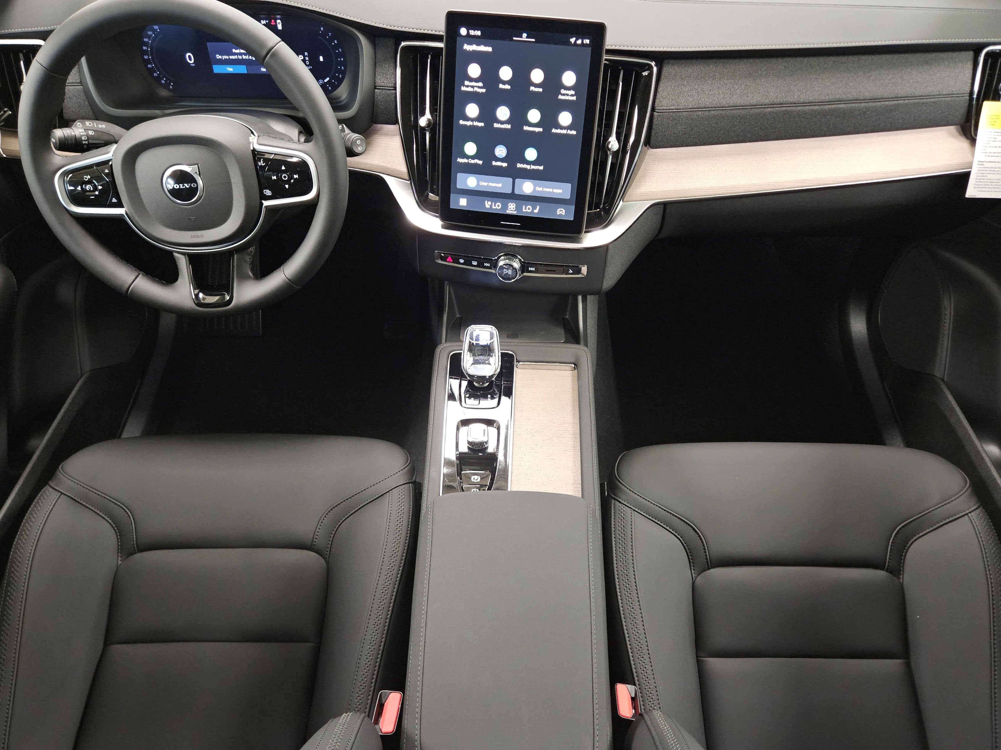 2026 Volvo XC90 Core