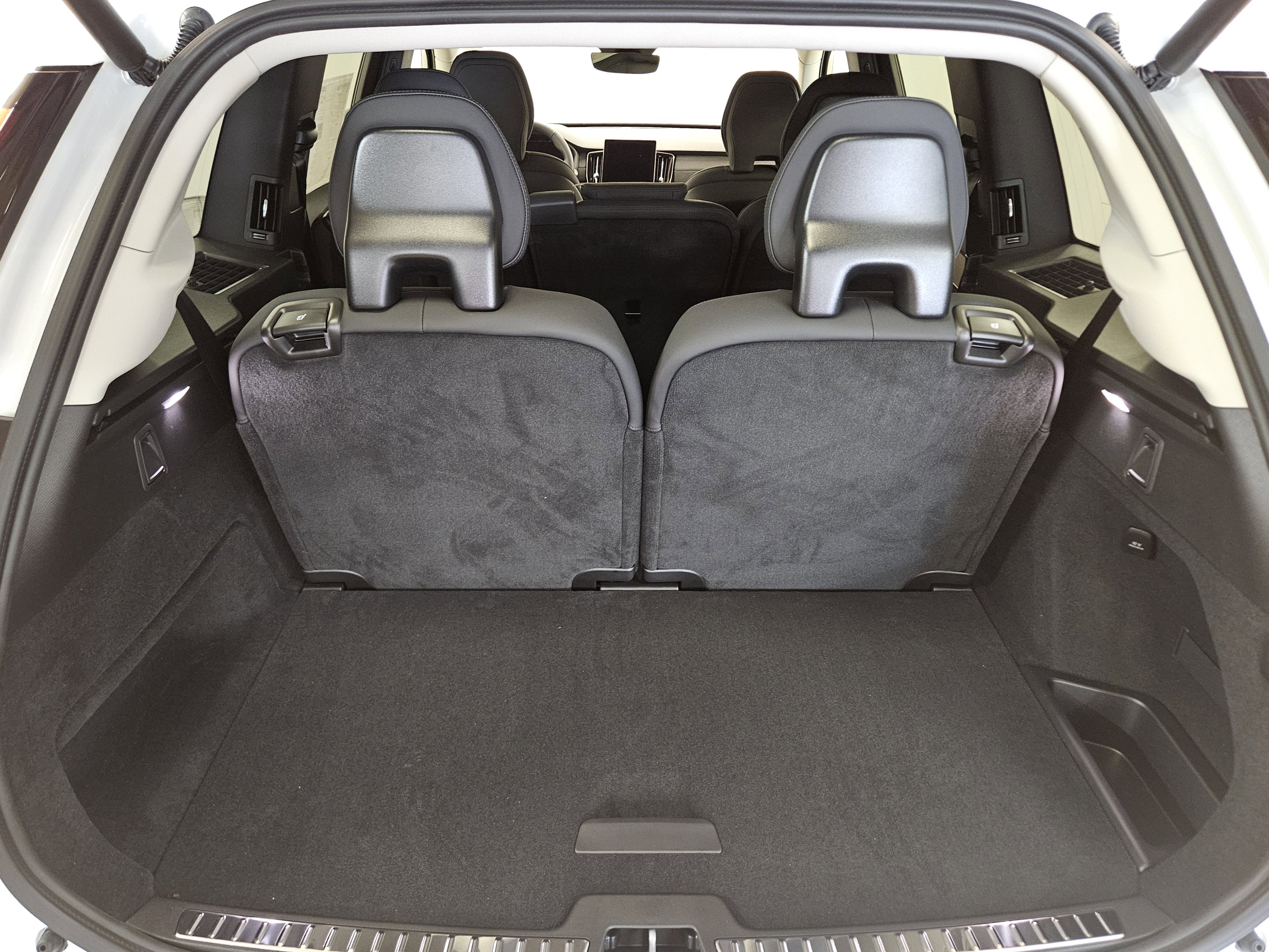 2026 Volvo XC90 Core