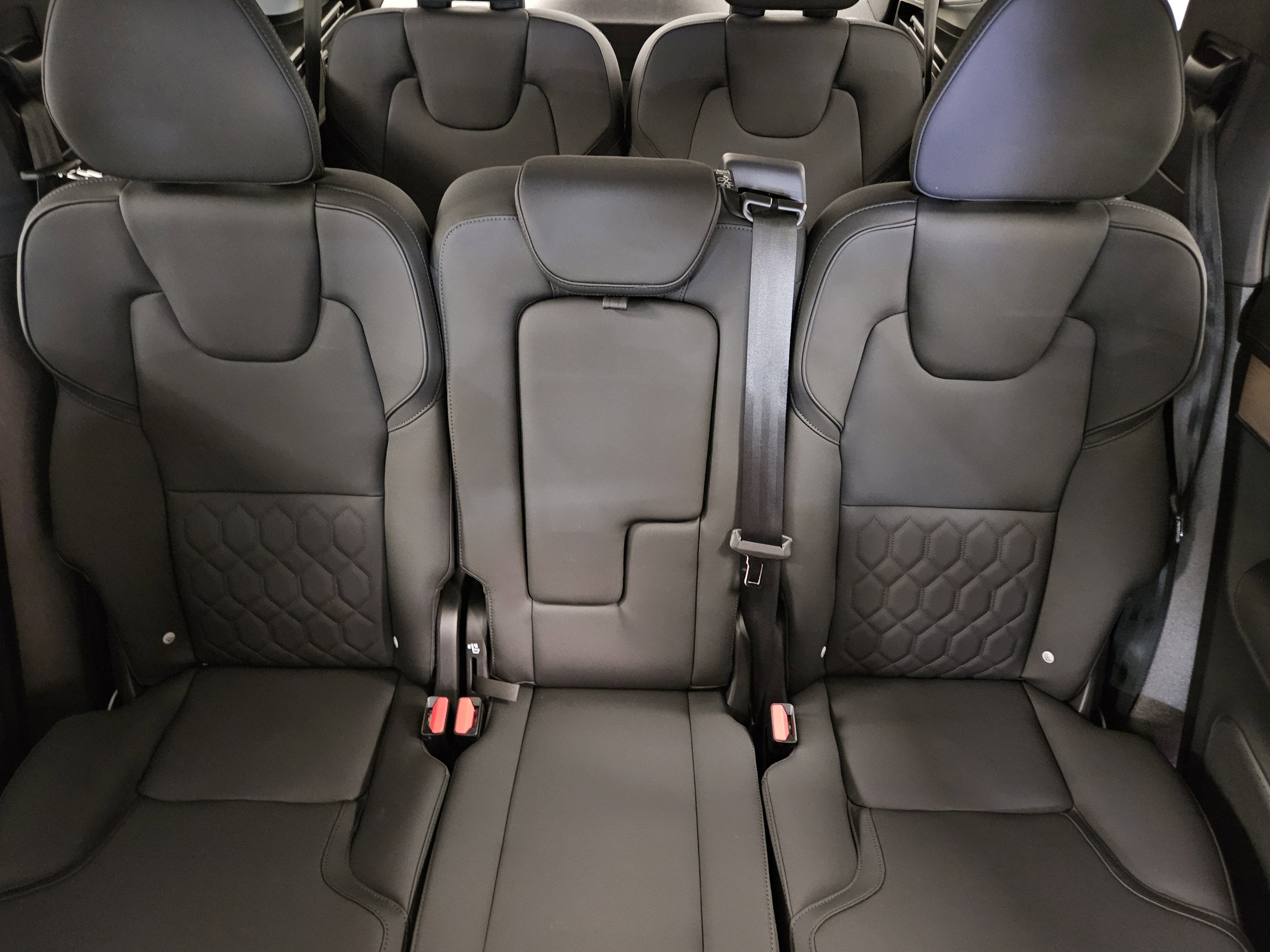 2026 Volvo XC90 Core