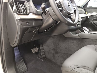 2026 Volvo XC90 Core