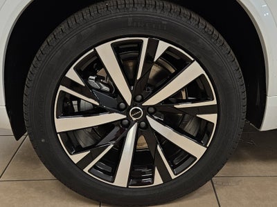 2026 Volvo XC90 Core