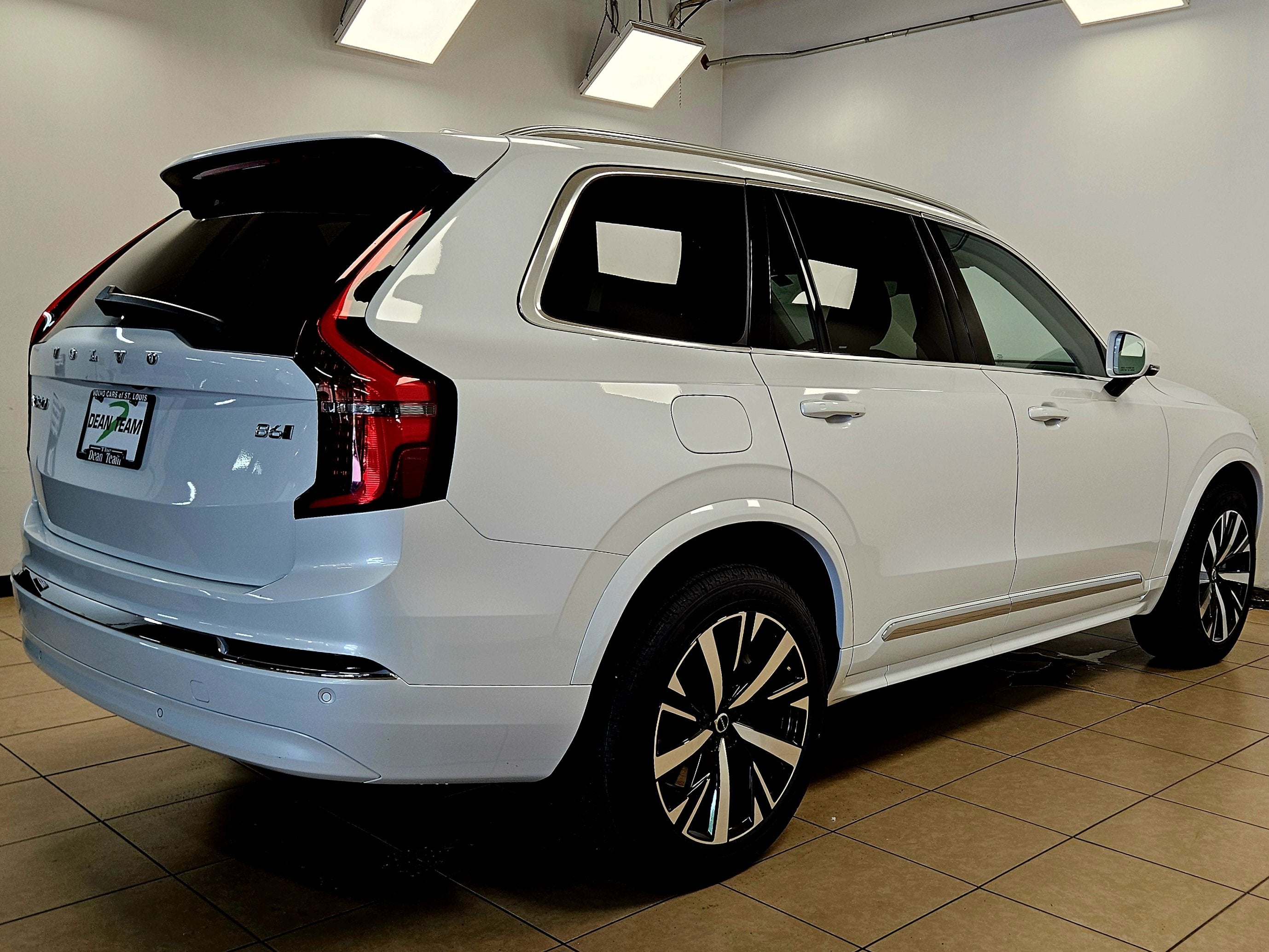 2026 Volvo XC90 Core