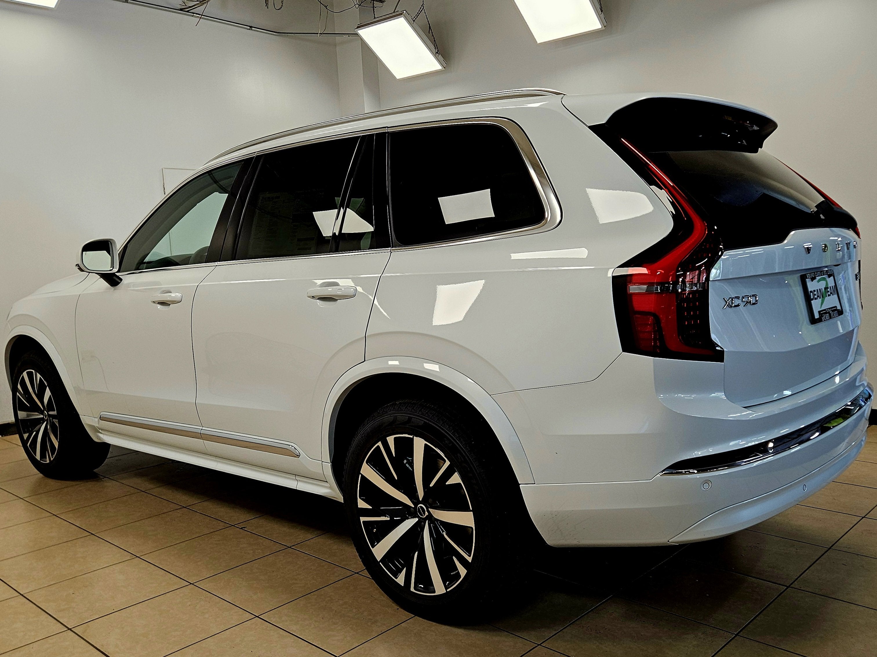 2026 Volvo XC90 Core