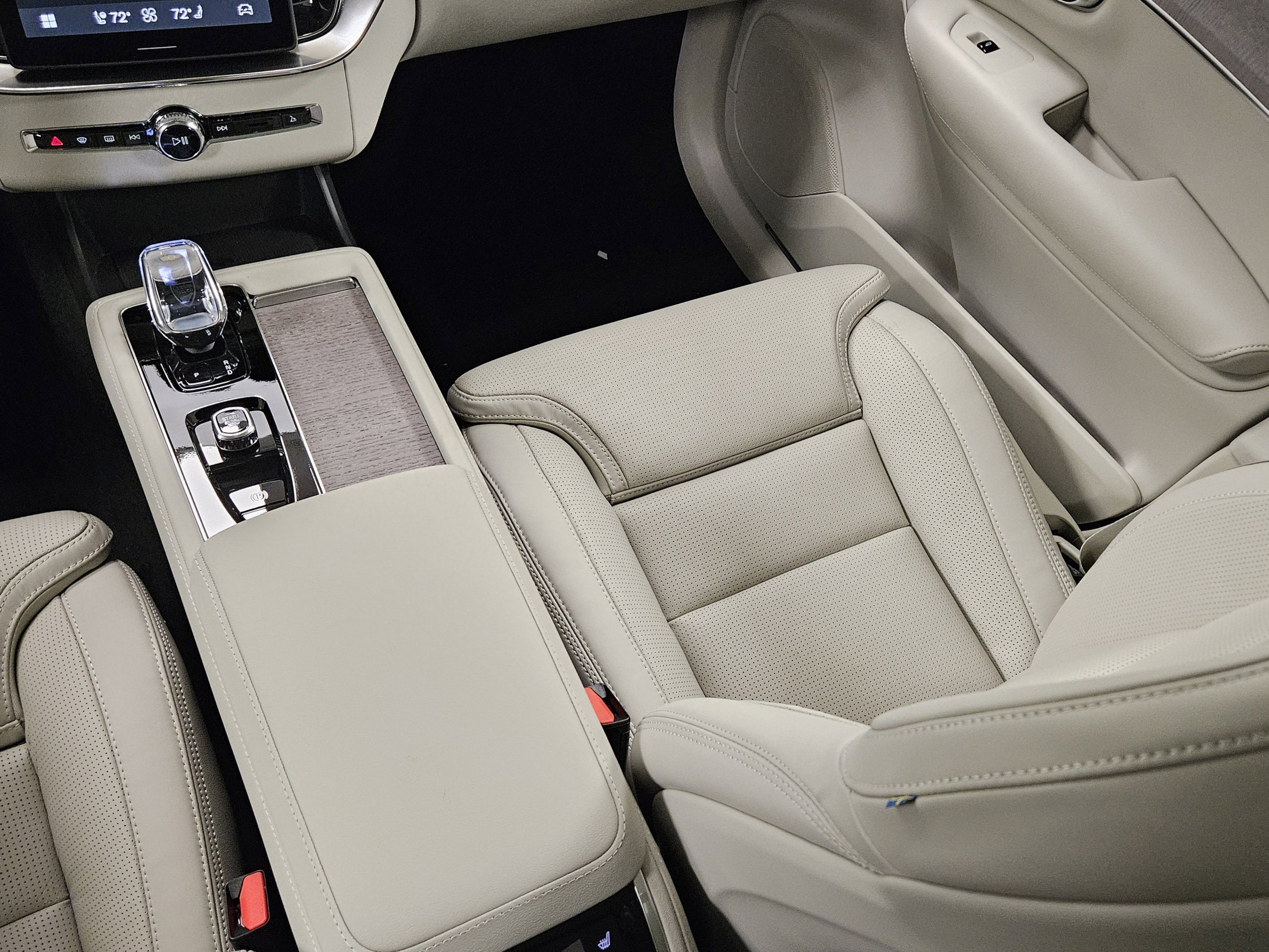 2026 Volvo XC90 Ultra Dark Theme