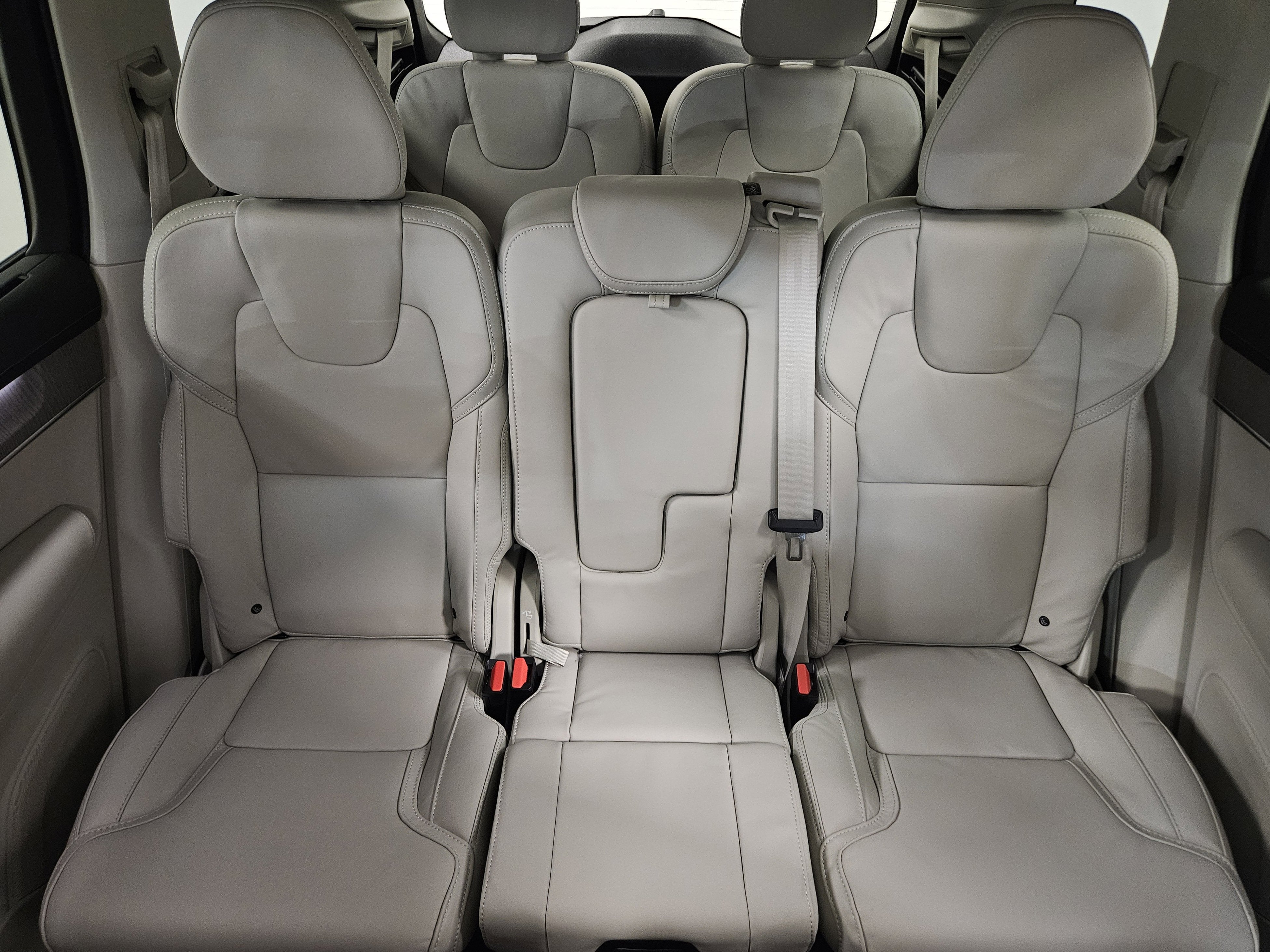 2026 Volvo XC90 Ultra Dark Theme