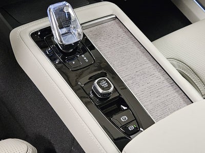 2026 Volvo XC90 Ultra Dark Theme