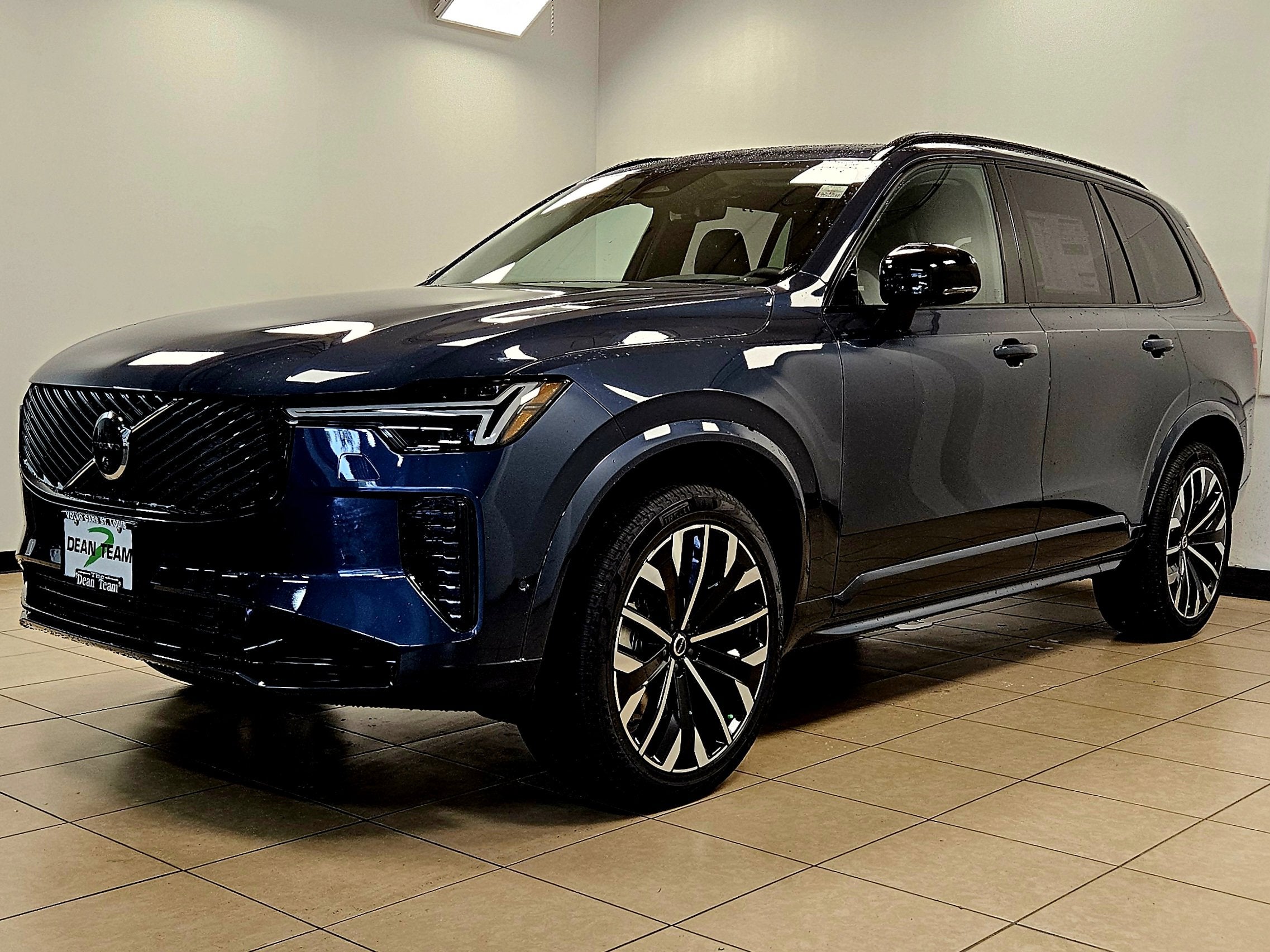 2026 Volvo XC90 Ultra Dark Theme