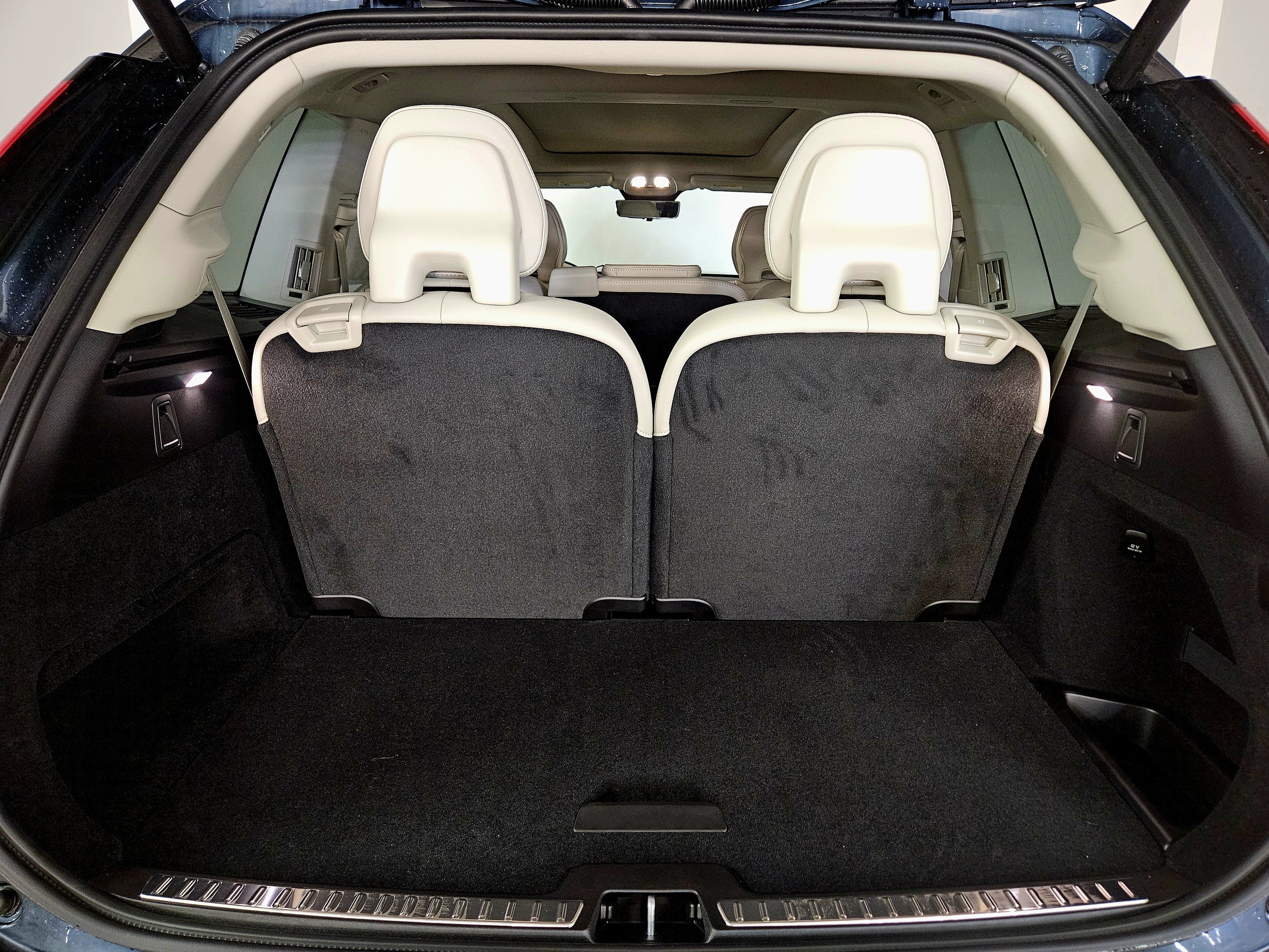 2026 Volvo XC90 Ultra Dark Theme