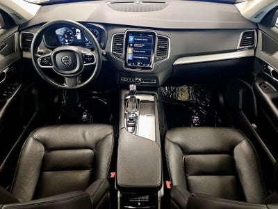 2021 Volvo XC90 Momentum